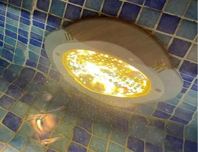 Wireless Pool Lights